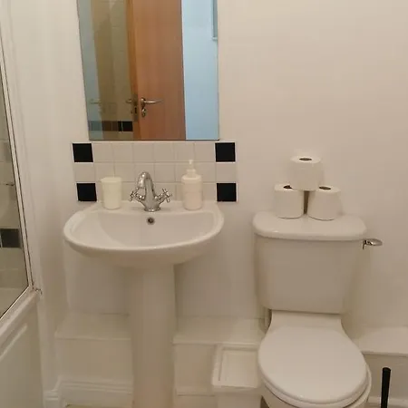 Apartment Ifsc Holiday Apartment *